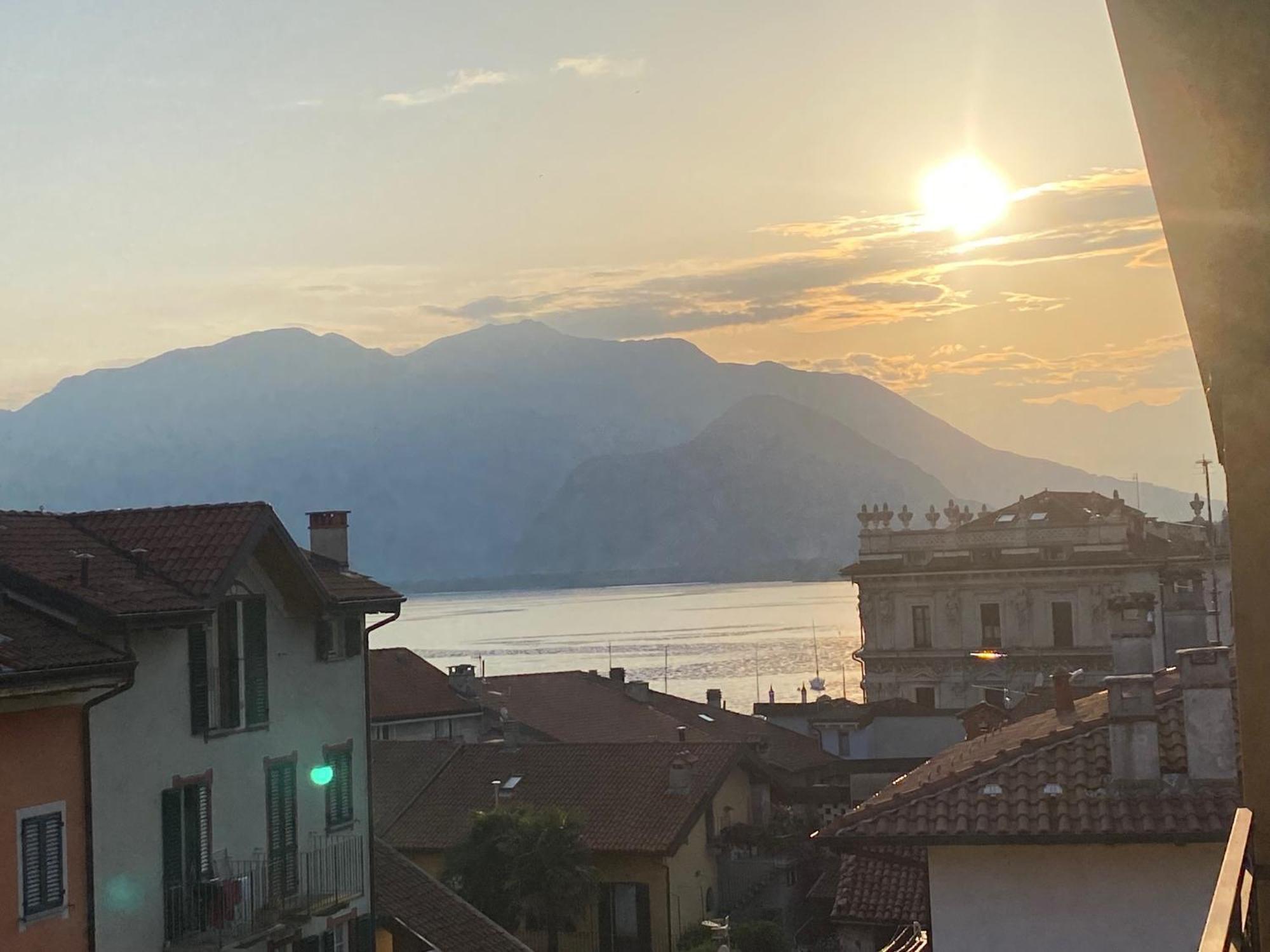 Penthouse Federico With Lake View - Residenza Silvana Verbania Exterior photo
